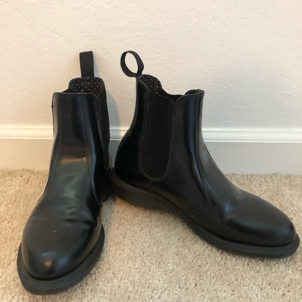 Dr. Martens Chelsea Boots